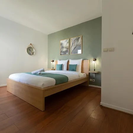 Modern Disneyland Paris Apartment